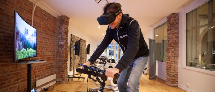 Høydeskrekk og ergometersykkel med virtuell virkelighet ble høylytt banning