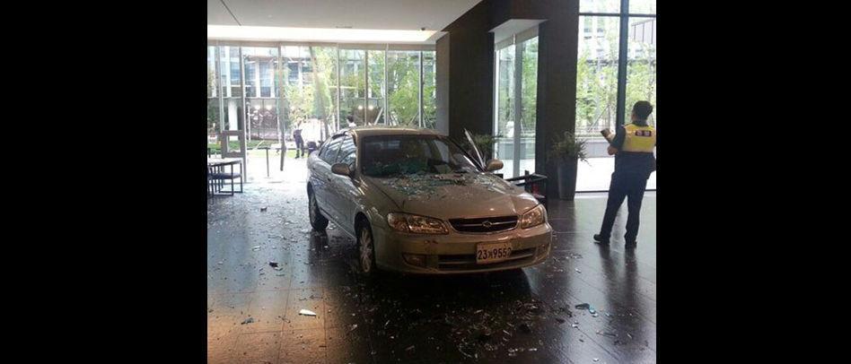 Sint beruset mann kjørte gjennom vinduet til spillgigant