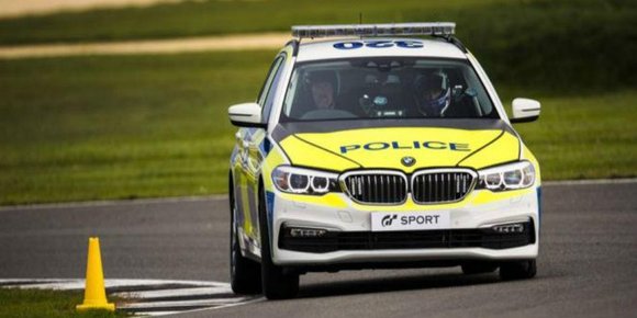 PlayStation betalte for at politiet i Lincolnshire skulle trene på banekjøring med «Gran Turismo Sport»