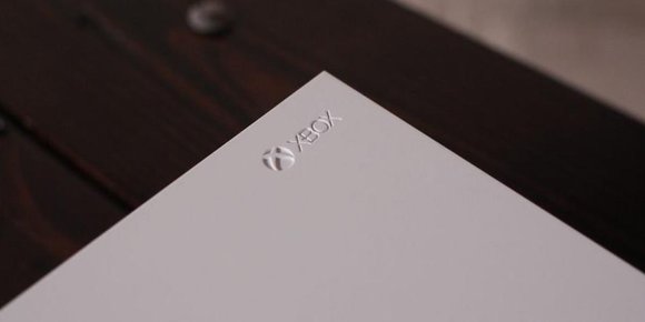 – Den nye Xbox-en heter Scarlett og kommer i 2020