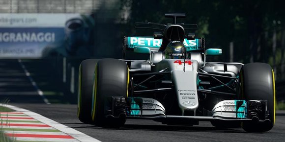 «Gran Turismo» får påfyll av biler og baner - og mikrotransaksjoner