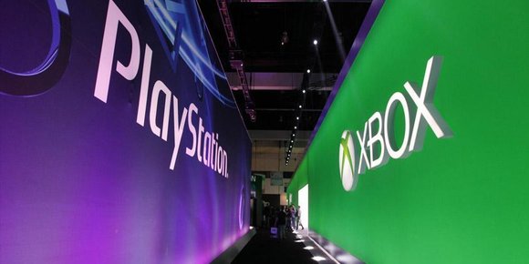 Xbox-sjef ber tidligere PlayStation-ansatte ta kontakt