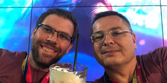 Robin fra Norge og Bogdan fra Ukraina lager spill sammen - den ene lever i krig, men begge gråter
